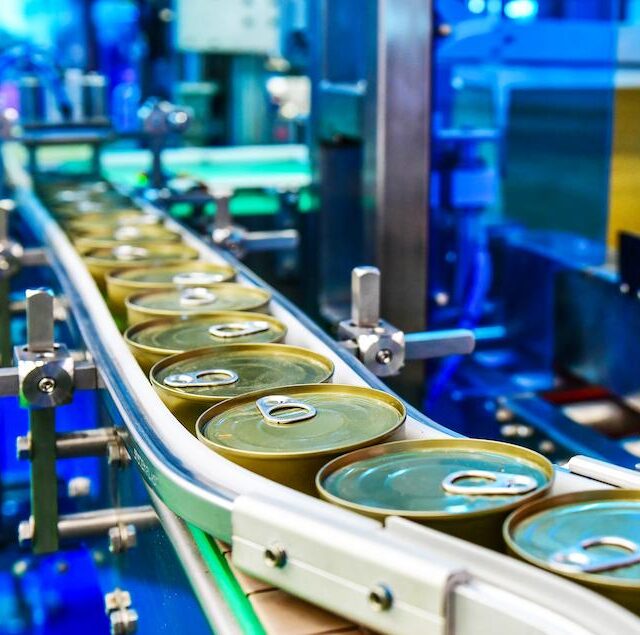 canned-food-products-conveyor-belt-distribution-warehouse (1)